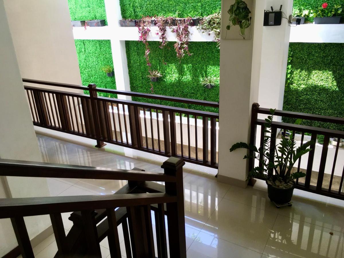 Kandy Rivers Edge Nature Resort Exterior foto